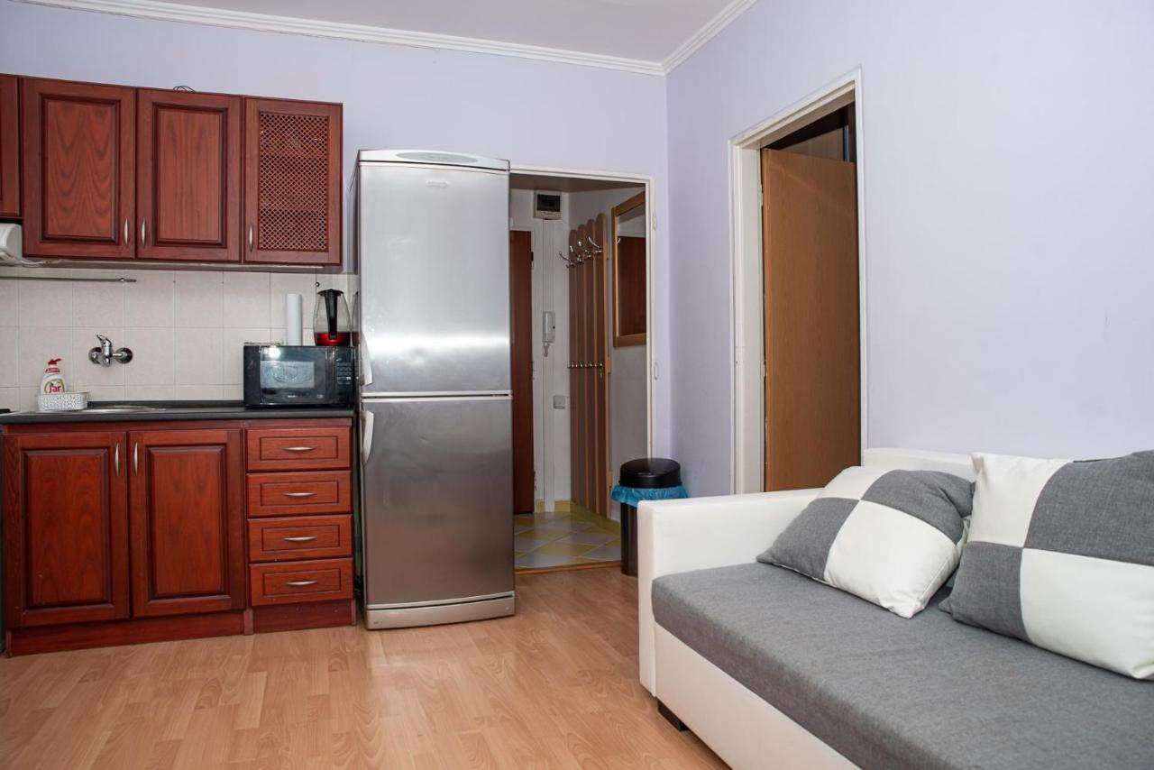 Lovely One Bedroom Apartment Nové Zámky المظهر الخارجي الصورة
