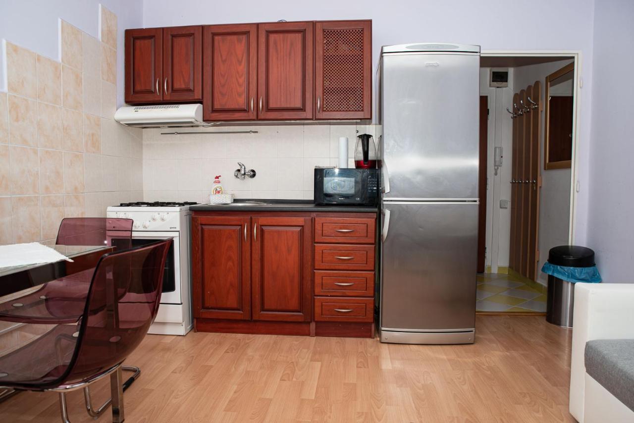 Lovely One Bedroom Apartment Nové Zámky المظهر الخارجي الصورة