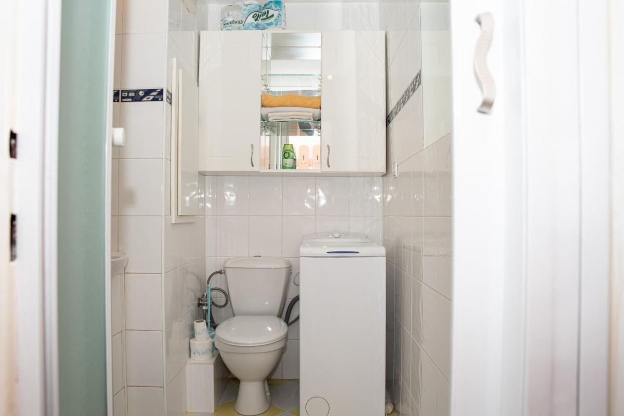 Lovely One Bedroom Apartment Nové Zámky المظهر الخارجي الصورة
