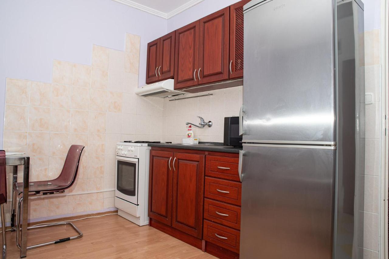 Lovely One Bedroom Apartment Nové Zámky المظهر الخارجي الصورة